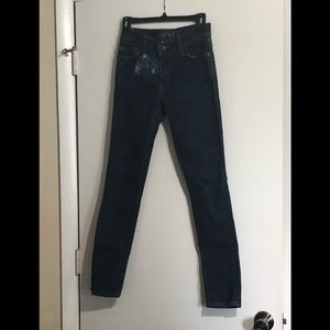 Levi’s 510 super skinny w 28 x 30”